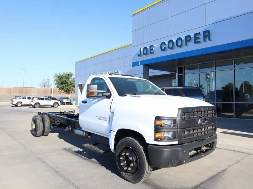 2024 Chevrolet Silverado 4500HD Work Truck photo 1