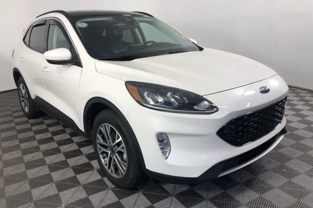 2022 Ford Escape SEL photo 1