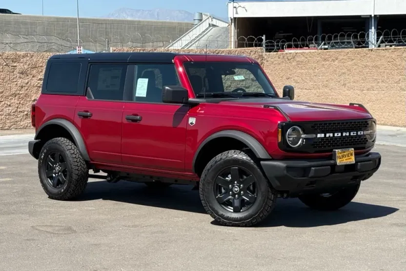 2025 Ford Bronco Big Bend photo 1