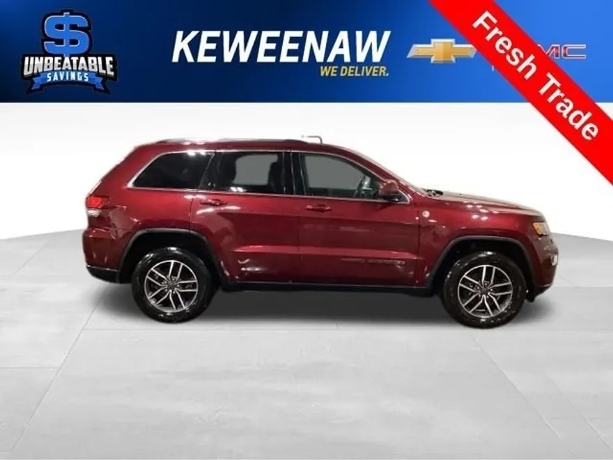 2020 Jeep Grand Cherokee Laredo photo 1