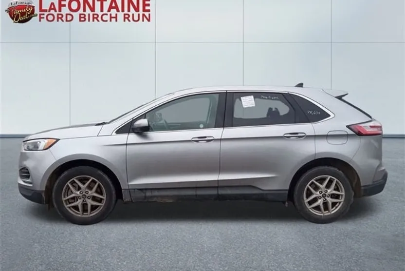 2024 Ford Edge SEL photo 1