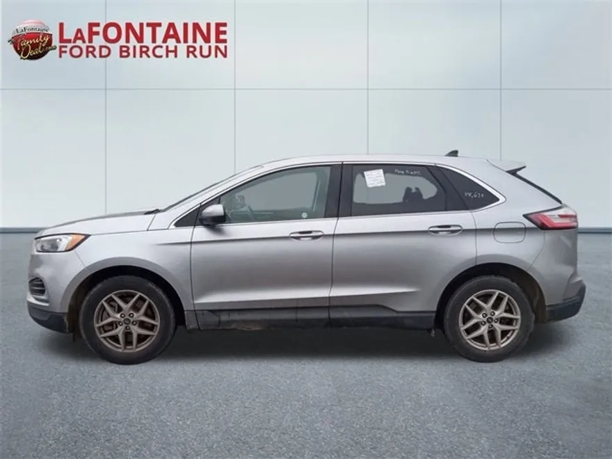 2024 Ford Edge SEL photo 1