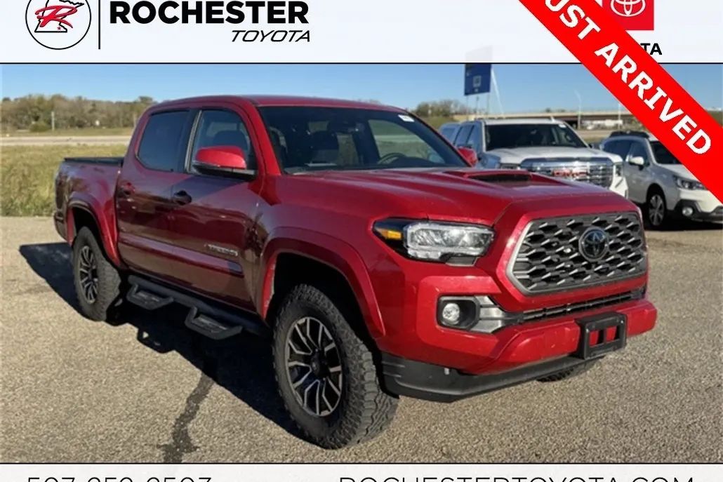 2023 Toyota Tacoma TRD Sport V6 photo 1