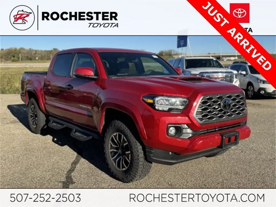 2023 Toyota Tacoma TRD Sport V6 photo 1