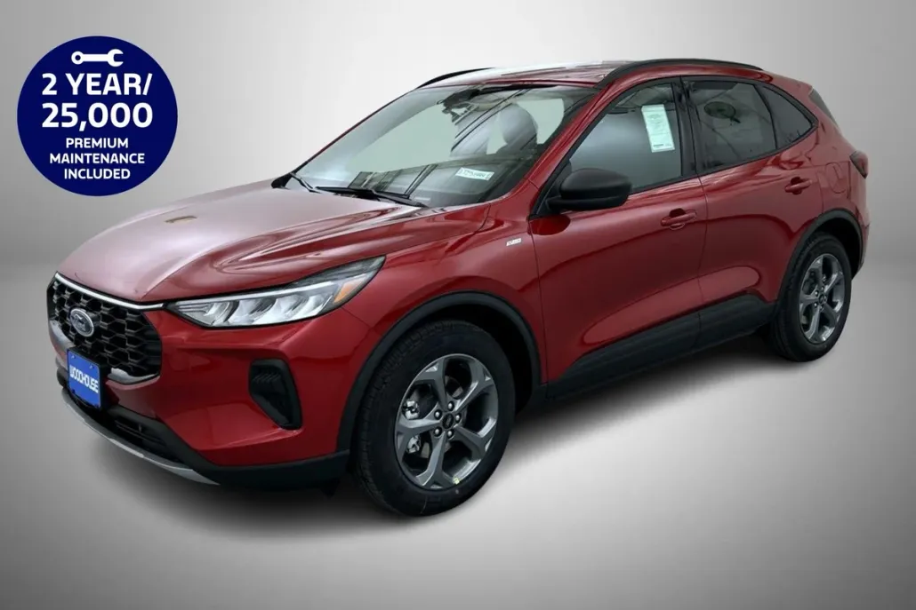 2025 Ford Escape ST-Line photo 1