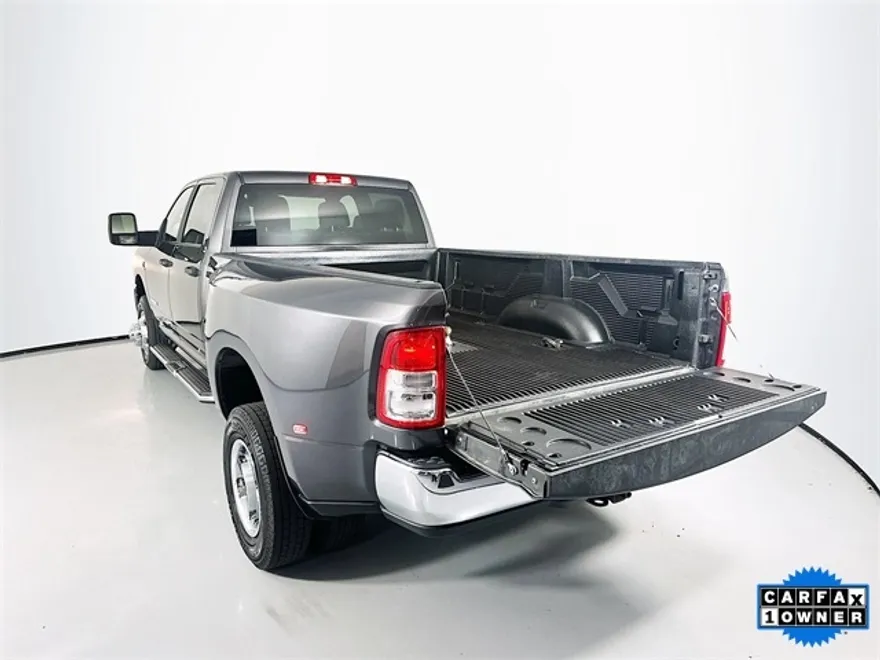 2024 Ram 3500 Big Horn photo 19