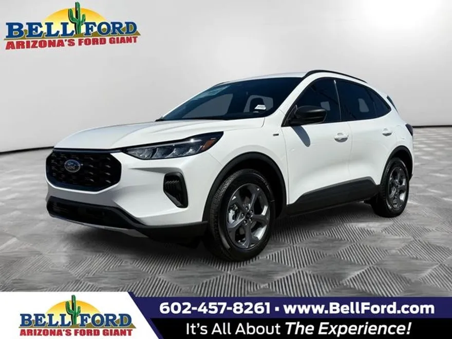 2025 Ford Escape ST-Line photo 1