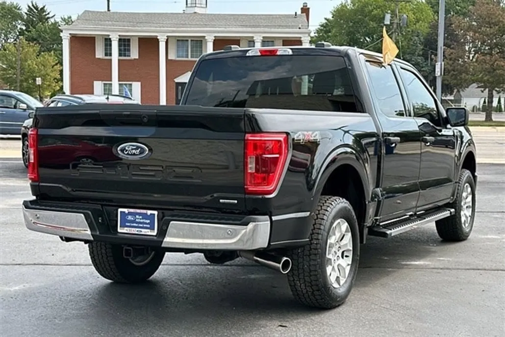 2022 Ford F-150 XLT photo 1