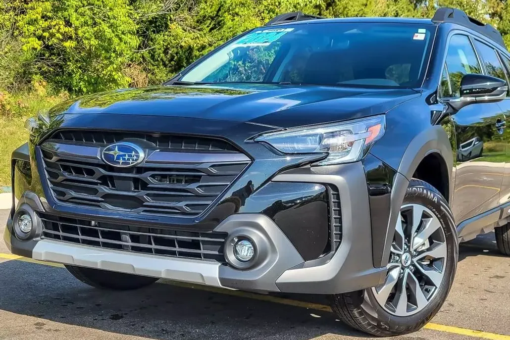 2024 Subaru Outback Limited photo 1