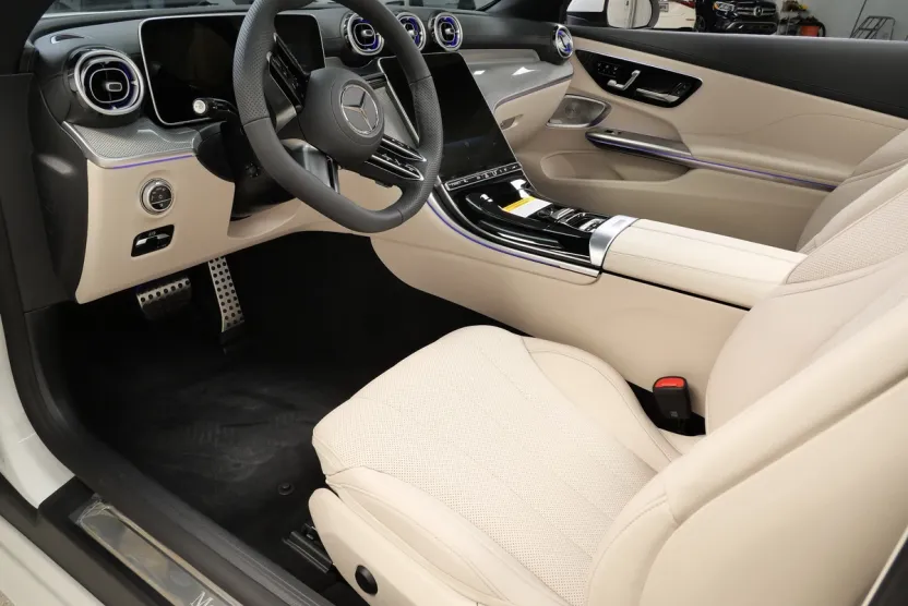 2026 Mercedes Benz CLE 300 4MATIC Cabriolet photo 1