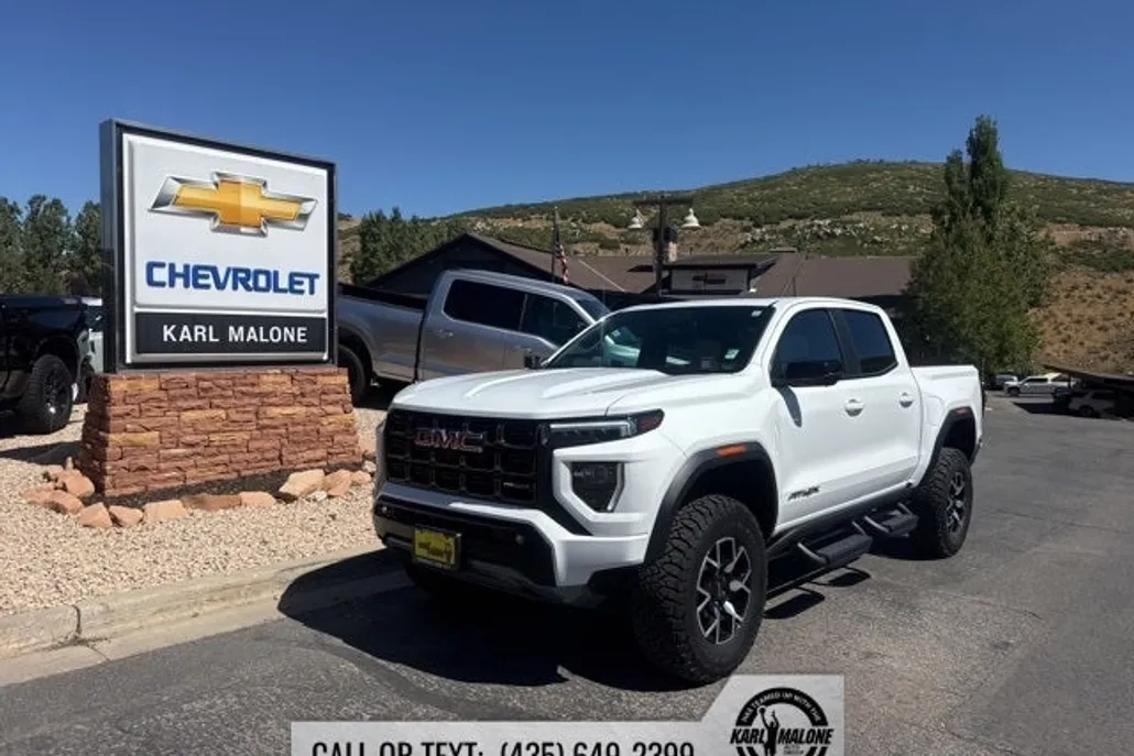 2024 Gmc Canyon AT4X photo 1