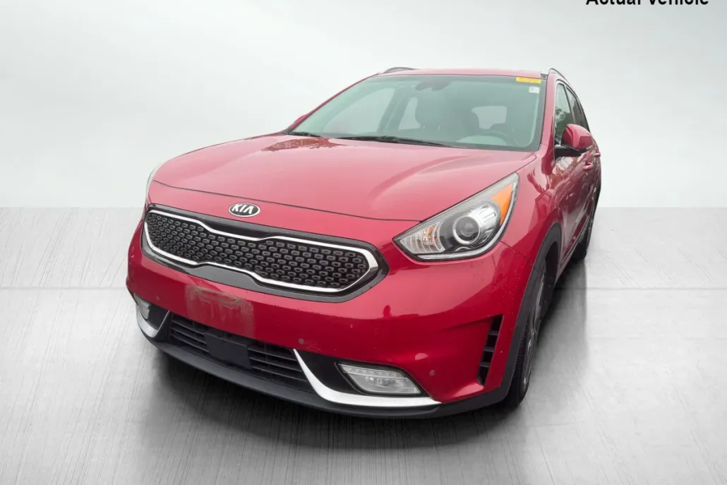 2017 Kia Niro Touring photo 1