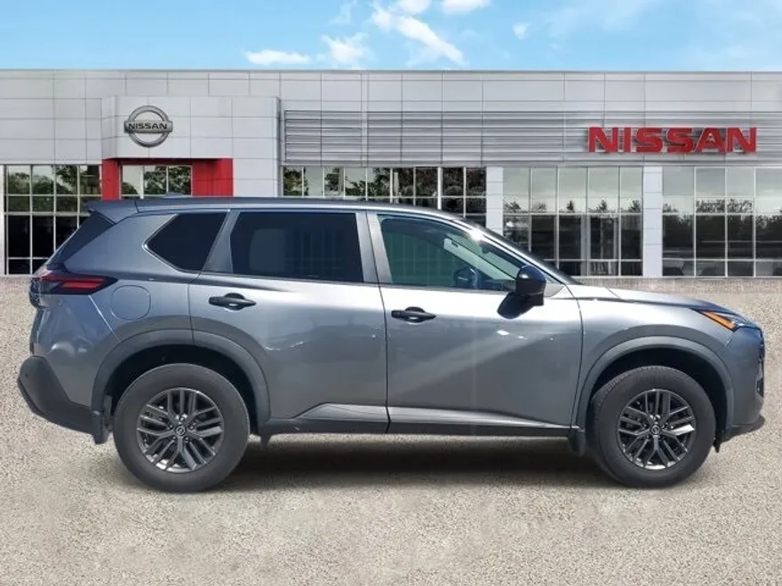 2021 Nissan Rogue S photo 1