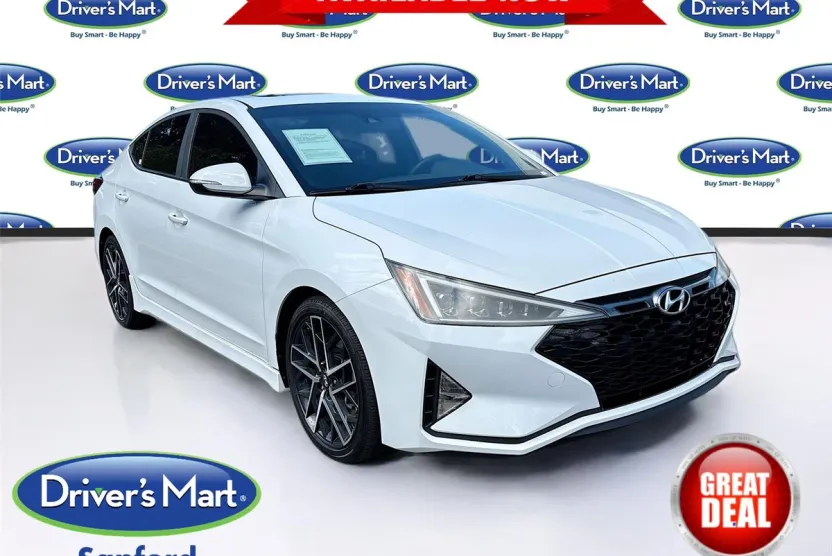 2020 Hyundai Elantra Sport photo 1