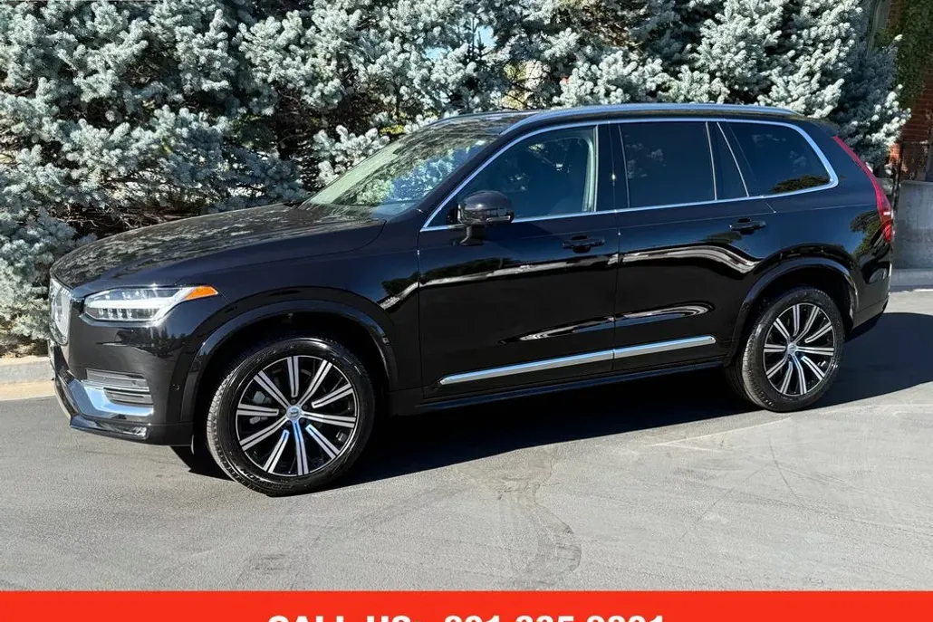 2025 Volvo XC90 Plus photo 1