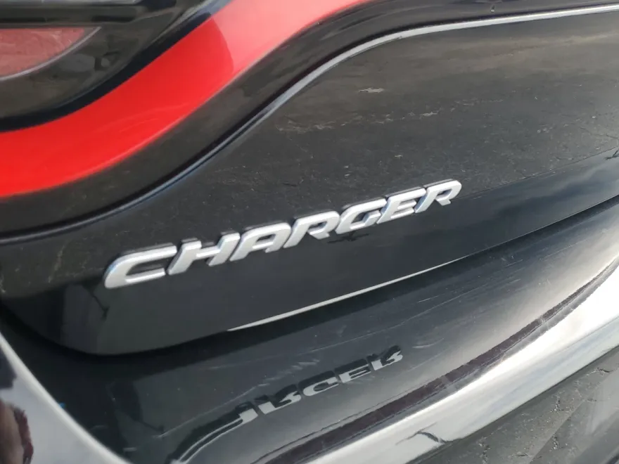 2022 Dodge Charger SXT photo 1