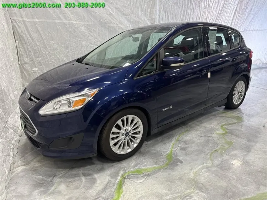 2017 Ford C-Max SE Hybrid photo 1