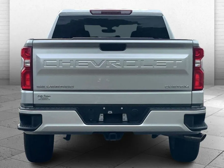2021 Chevrolet Silverado 1500 Custom photo 1