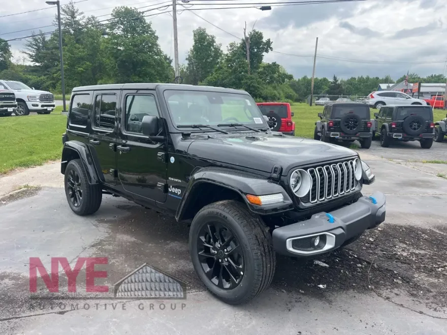 2024 Jeep Wrangler Sahara 4xe photo 1