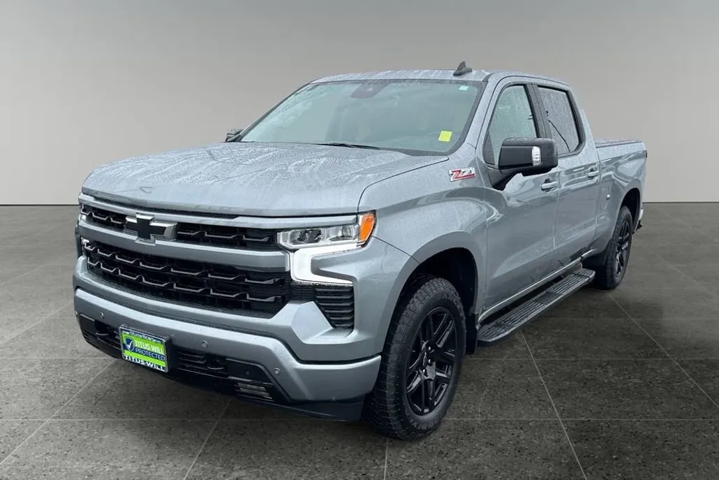 2025 Chevrolet Silverado 1500 RST photo 1
