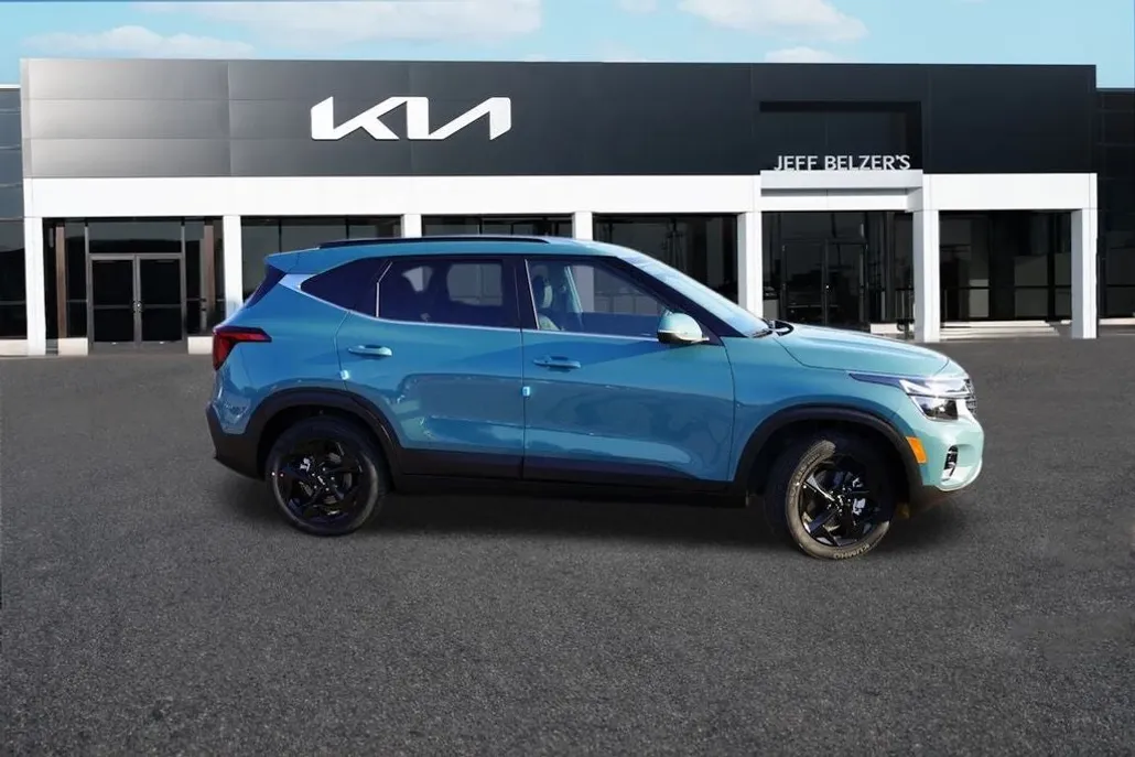 2026 Kia Seltos EX photo 1
