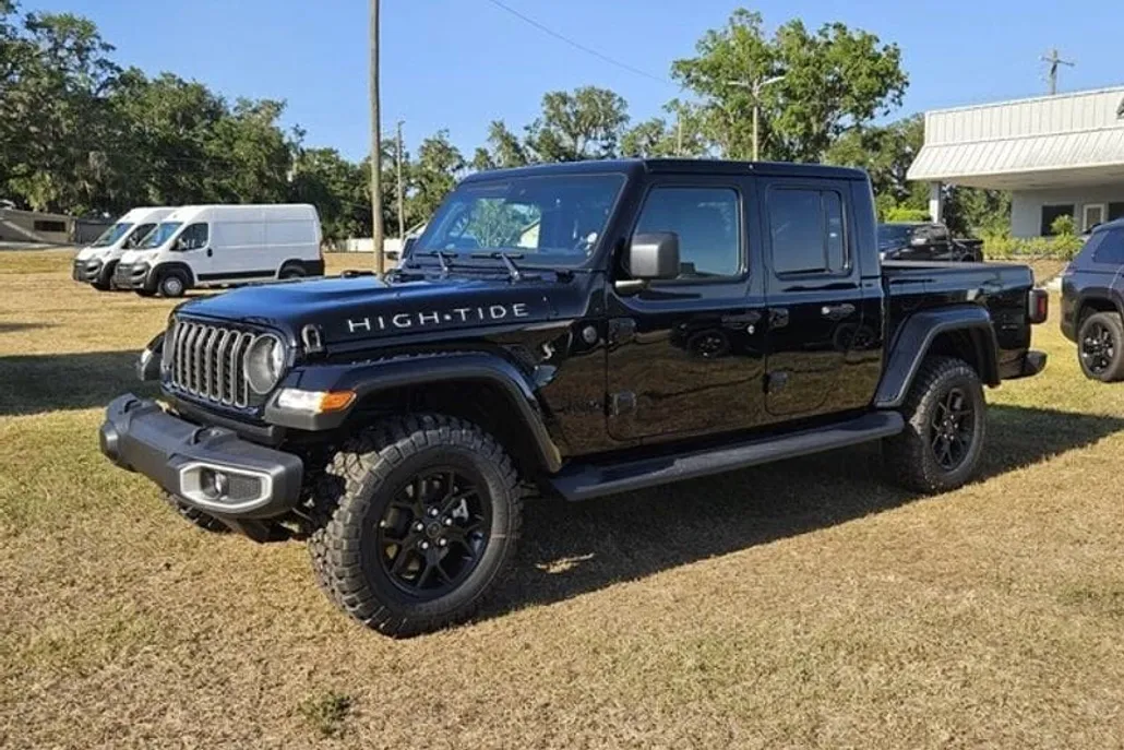 2025 Jeep Gladiator Sport photo 1