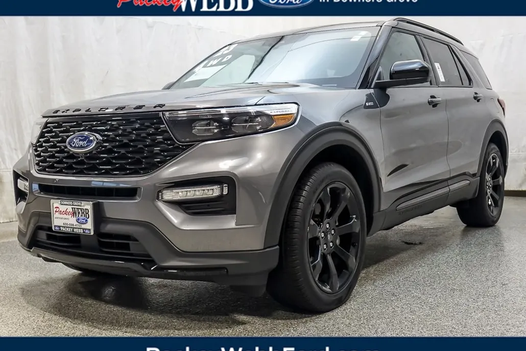 2023 Ford Explorer ST-Line photo 1