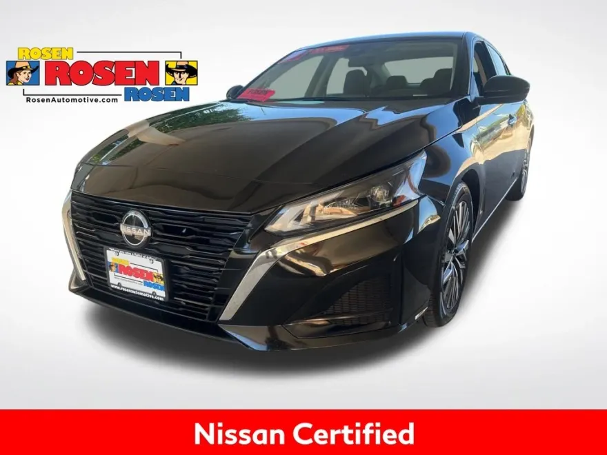 2023 Nissan Altima SV photo 1