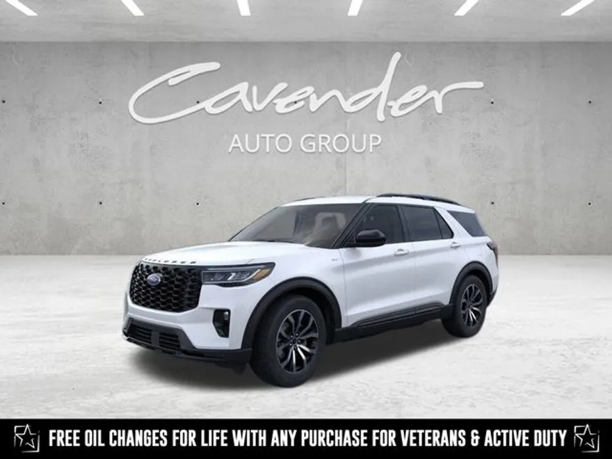 2025 Ford Explorer ST-Line photo 1