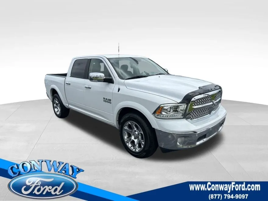 2018 Ram 1500 Laramie photo 1