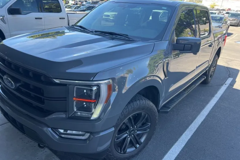 2021 Ford F-150 Lariat photo 1