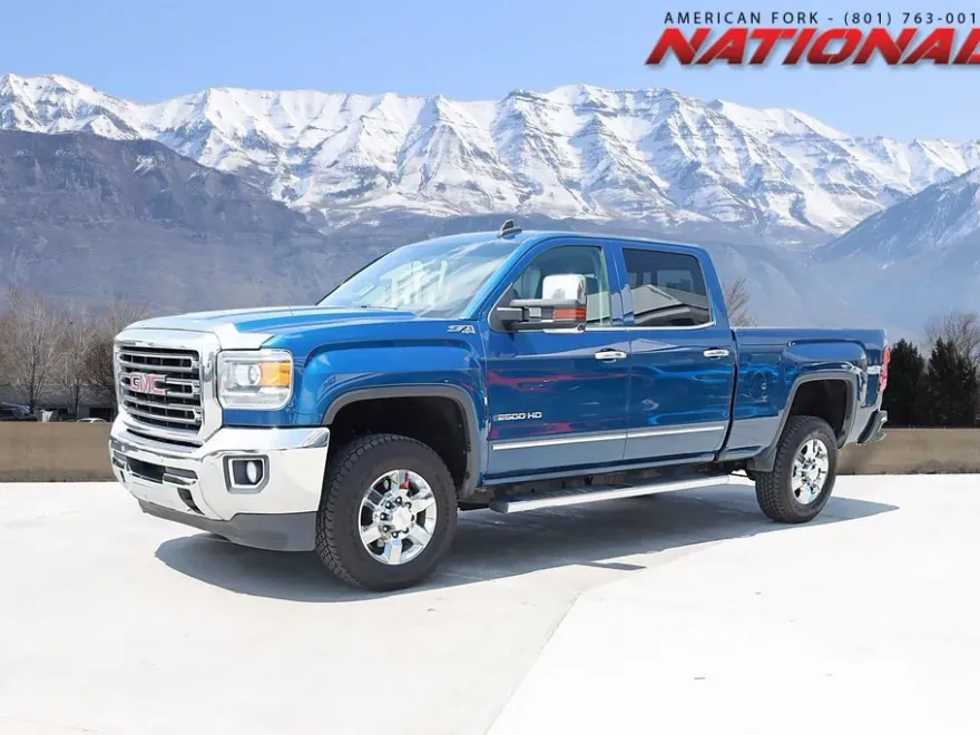 2017 Gmc Sierra 2500 HD SLT photo 1