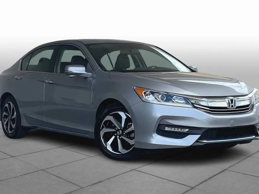 2016 Honda Accord EX-L photo 1