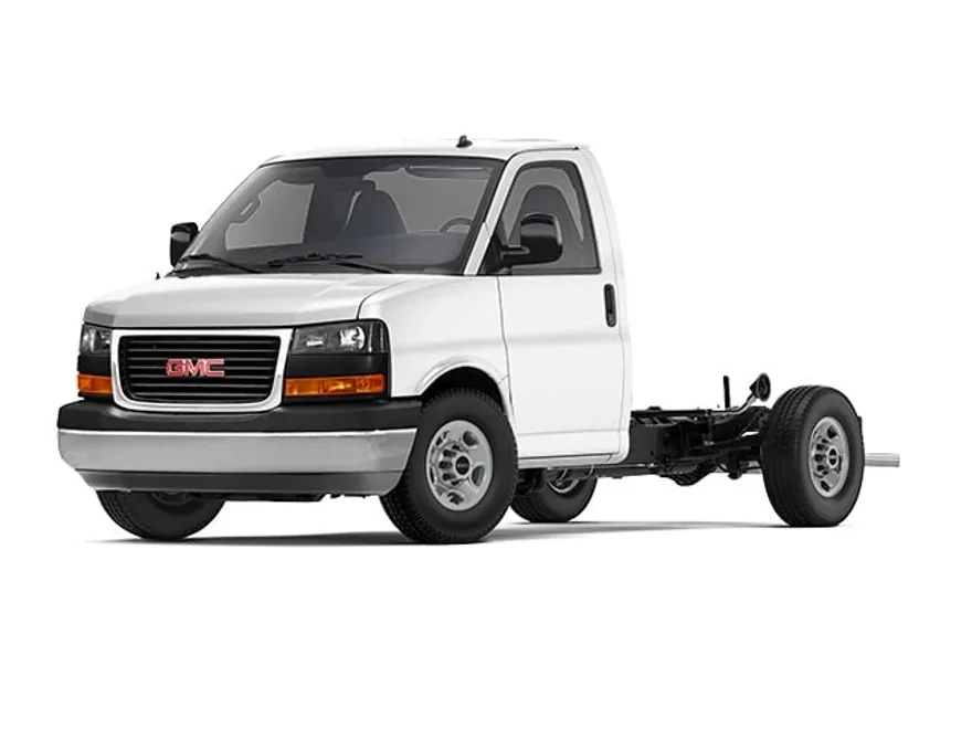 2025 Gmc Savana 3500 Cutaway photo 1