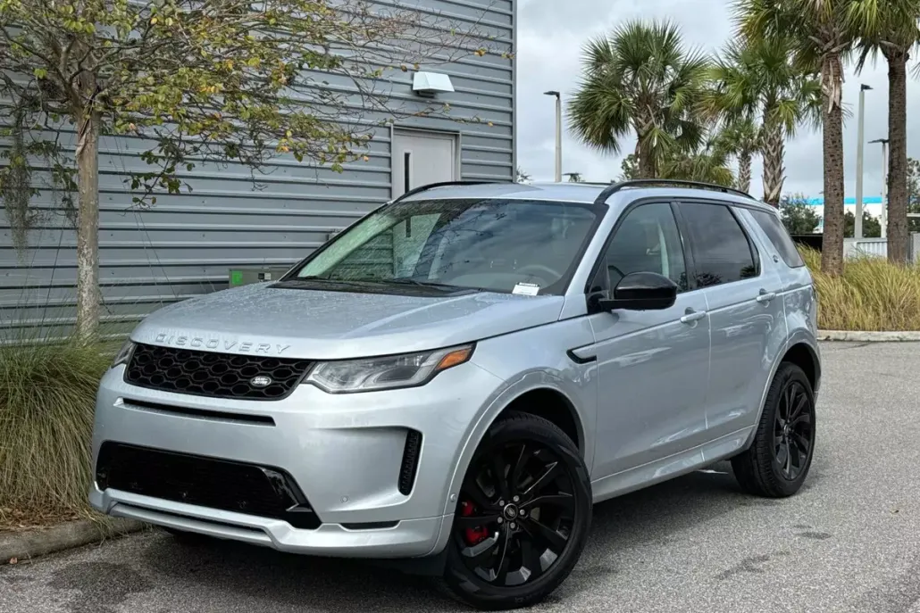 2025 Land Rover Discovery Sport S photo 1
