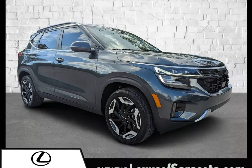 2025 Kia Seltos SX photo 1