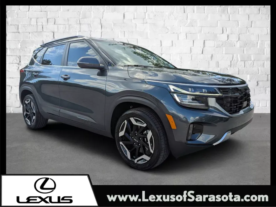 2025 Kia Seltos SX photo 1