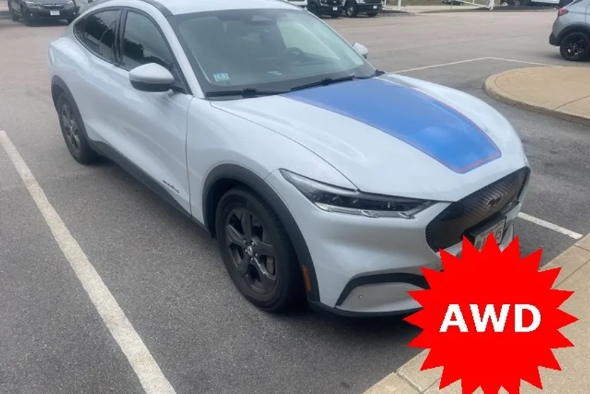 2021 Ford Mustang Mach-E Select photo 1