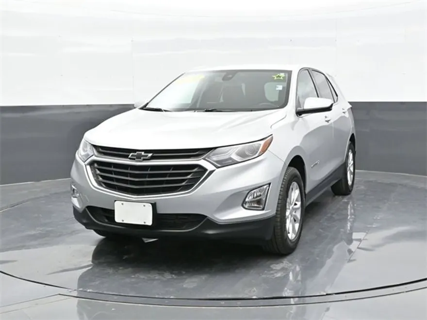 2020 Chevrolet Equinox LT photo 1