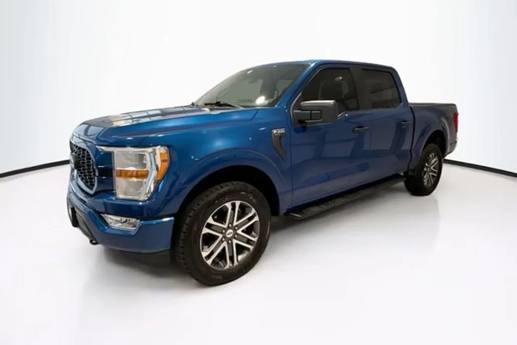 2022 Ford F-150 XL photo 1