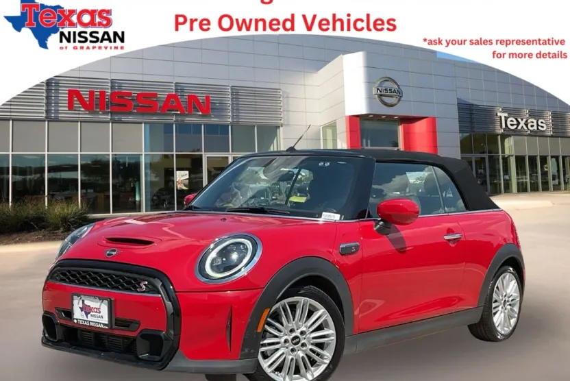 2024 Mini Cooper Convertible Signature photo 1