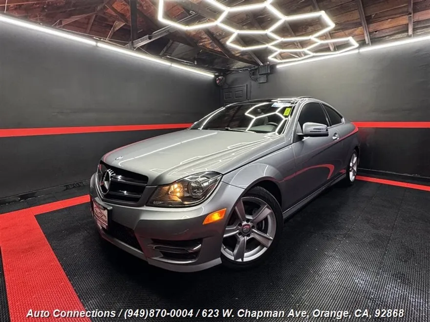 2015 Mercedes Benz C 250 photo 1