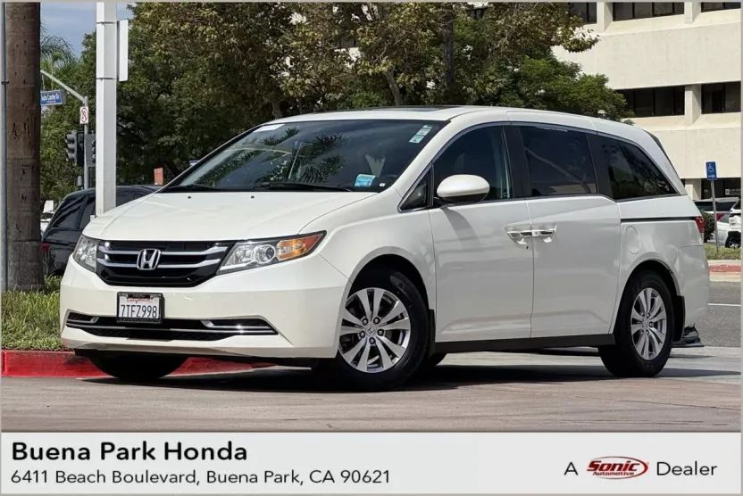 2016 Honda Odyssey EX-L photo 1