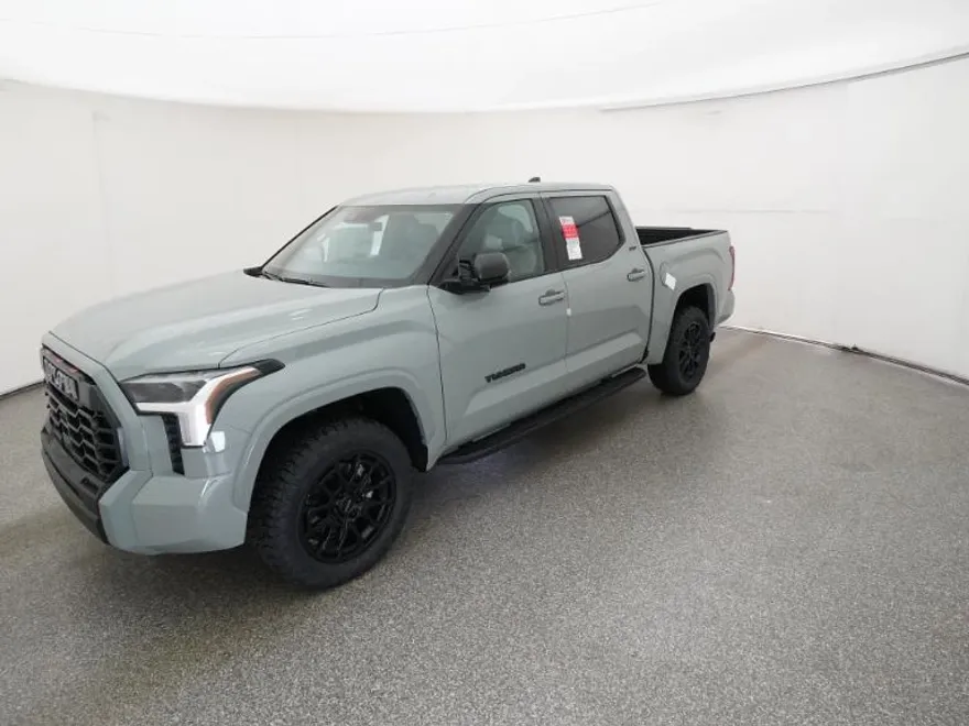 2026 Toyota Tundra SR5 CrewMax photo 1