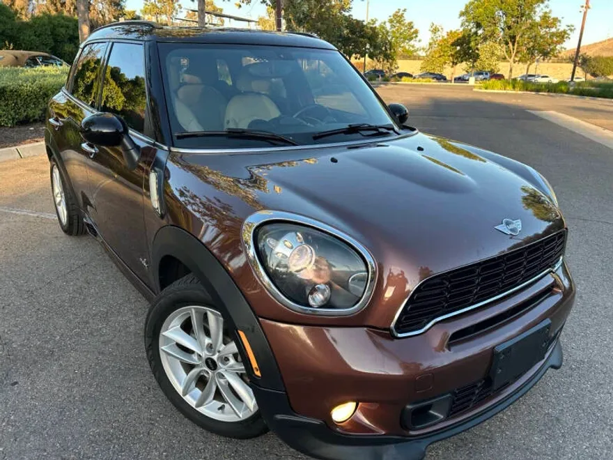 2014 Mini Countryman S ALL4 photo 1