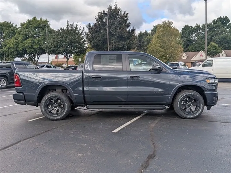 2025 Ram 1500 Big Horn photo 1