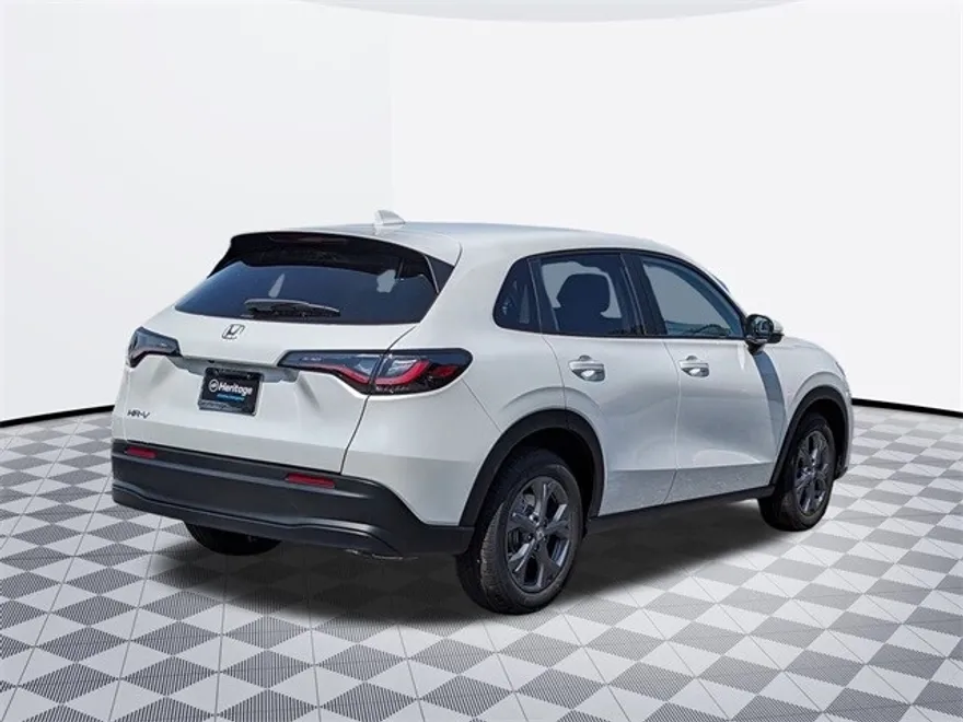 2026 Honda HR-V LX photo 1