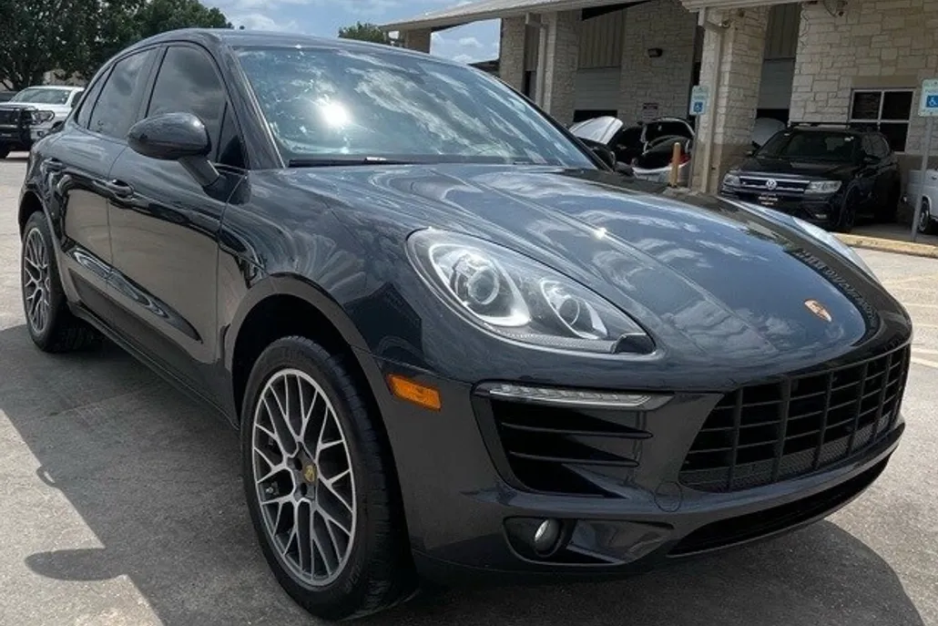2017 Porsche Macan S photo 1