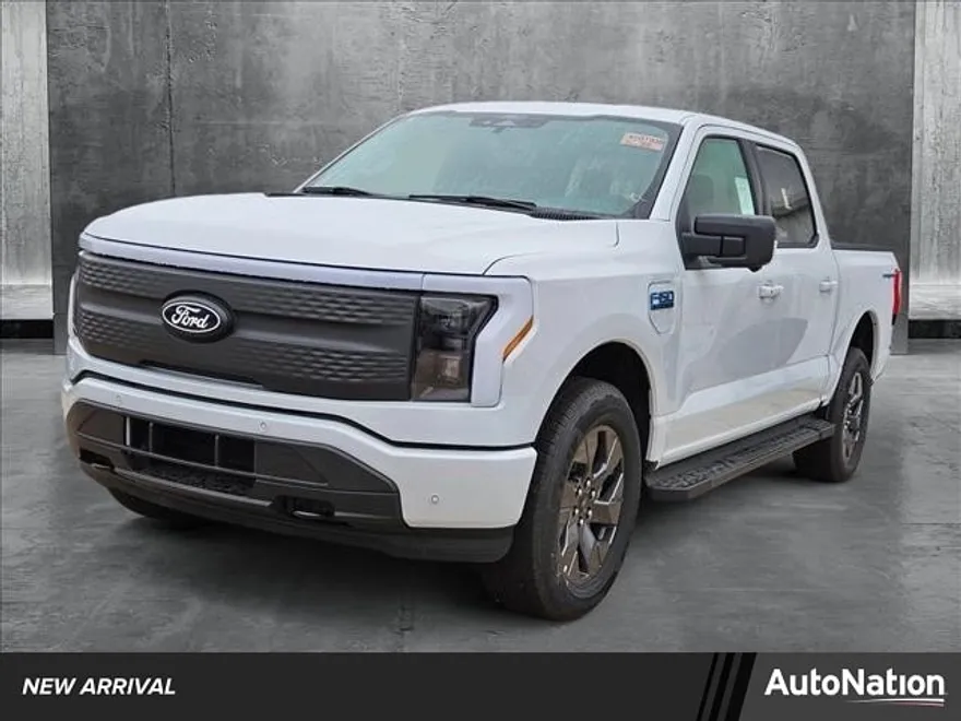 2025 Ford F-150 Lightning photo 1