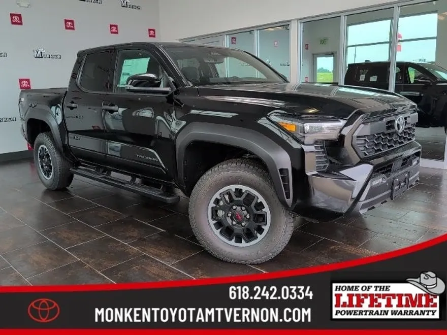 2025 Toyota Tacoma TRD Off-Road photo 1